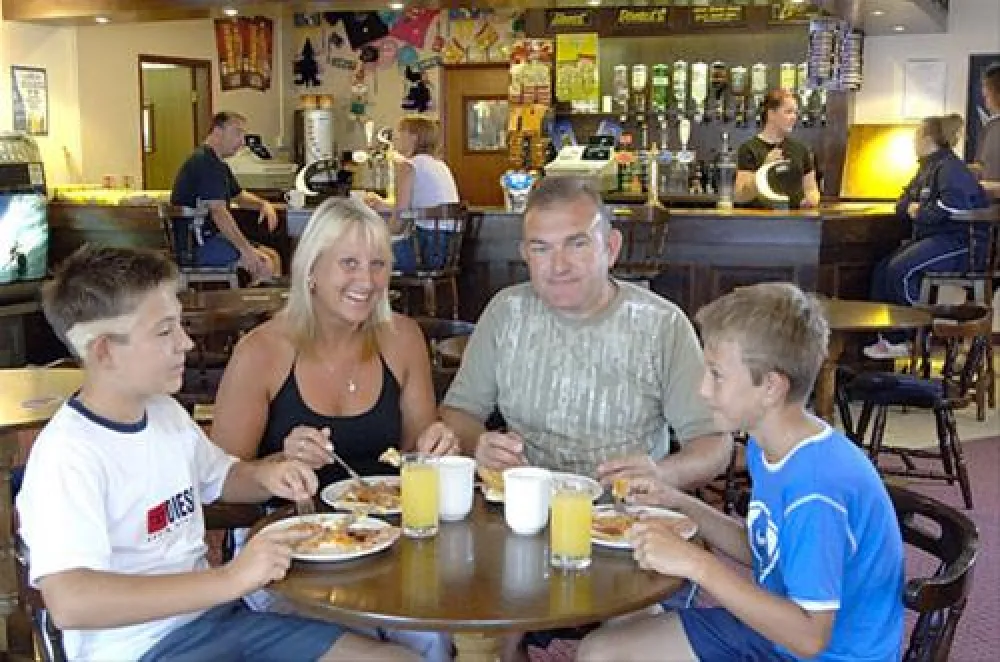 Sunnydale Holiday Park