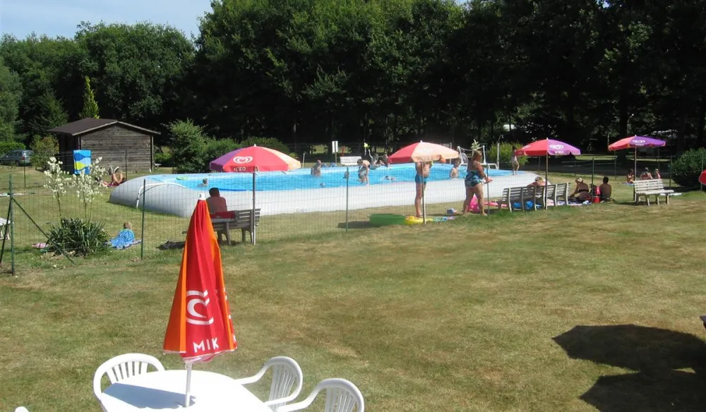 Camping Champ De La Chapelle