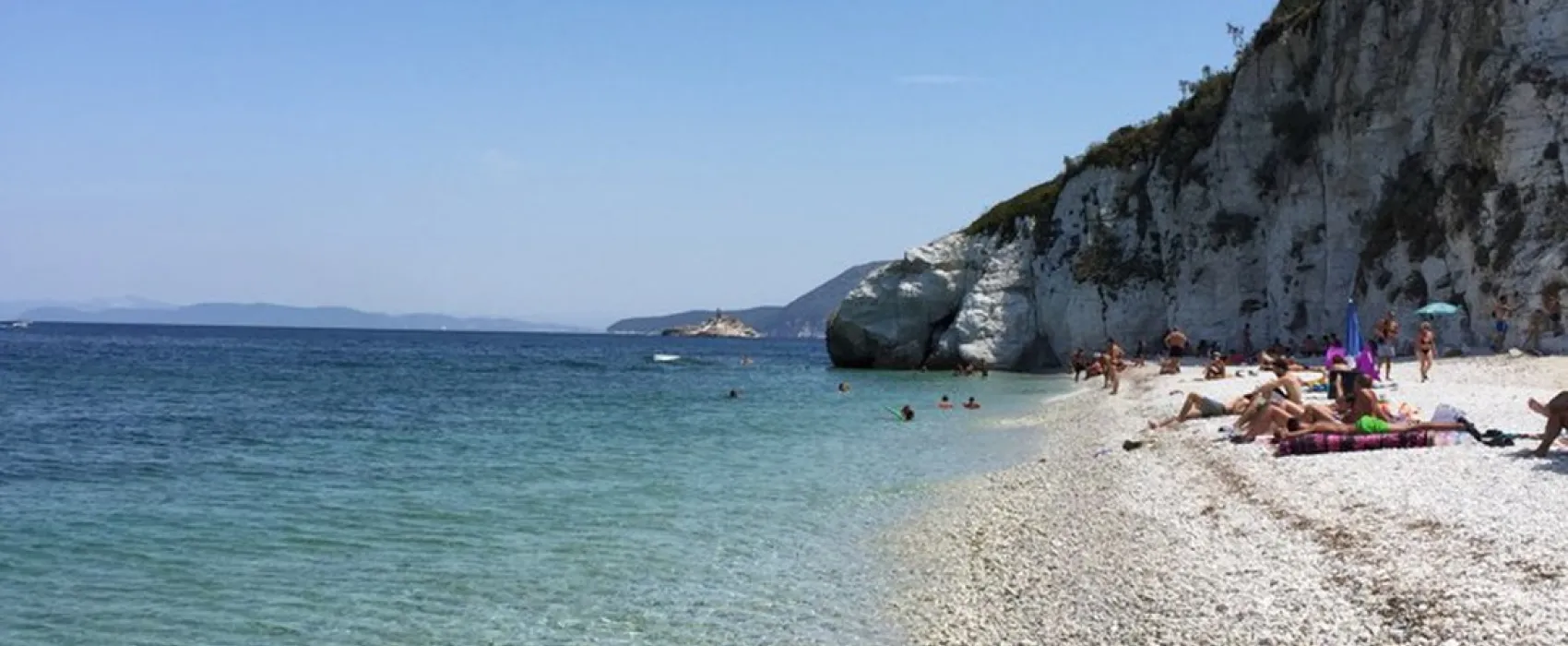 Camping Lacona Pineta