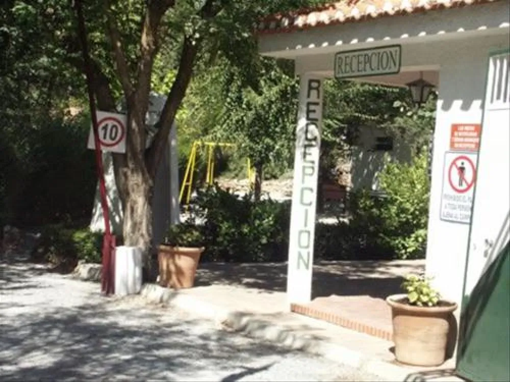 Camping Suspiro Del Moro