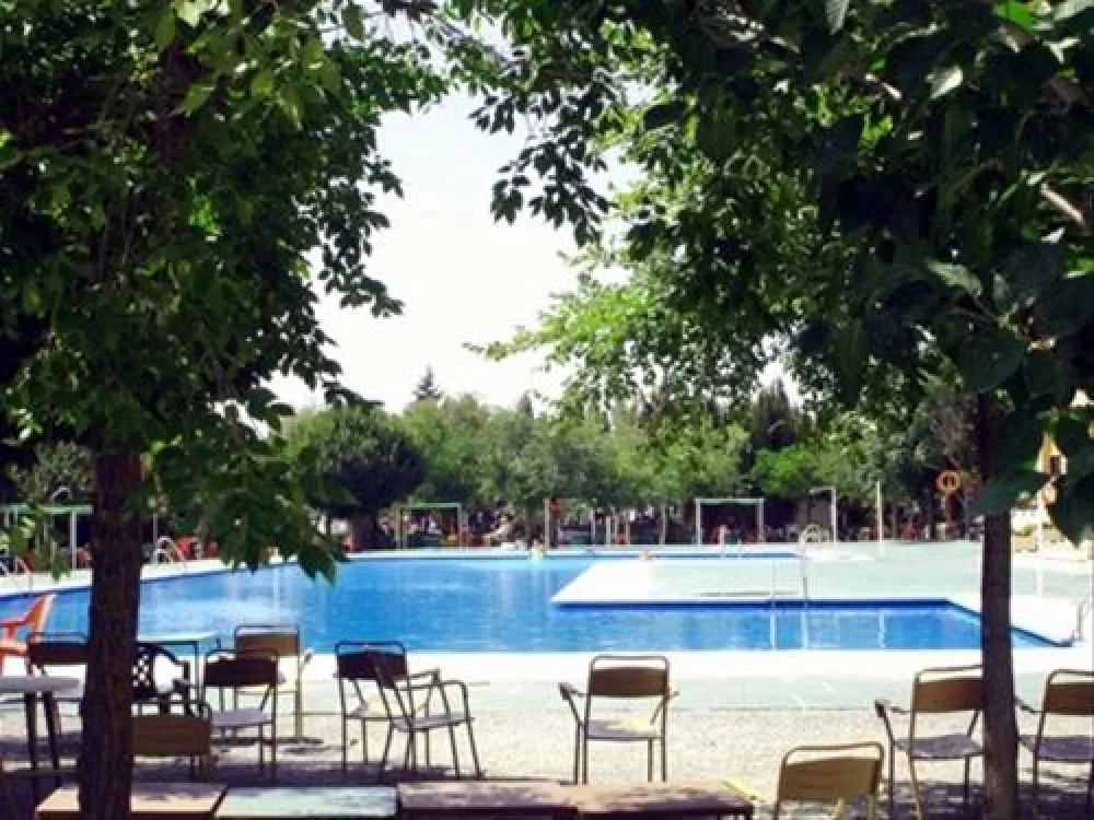 Camping Suspiro Del Moro