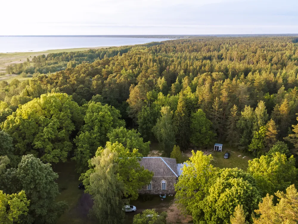 UKI HOLIDAY VILLAGE/ UULU KIRIK KULTUURI- JA PUHKEKÜLA