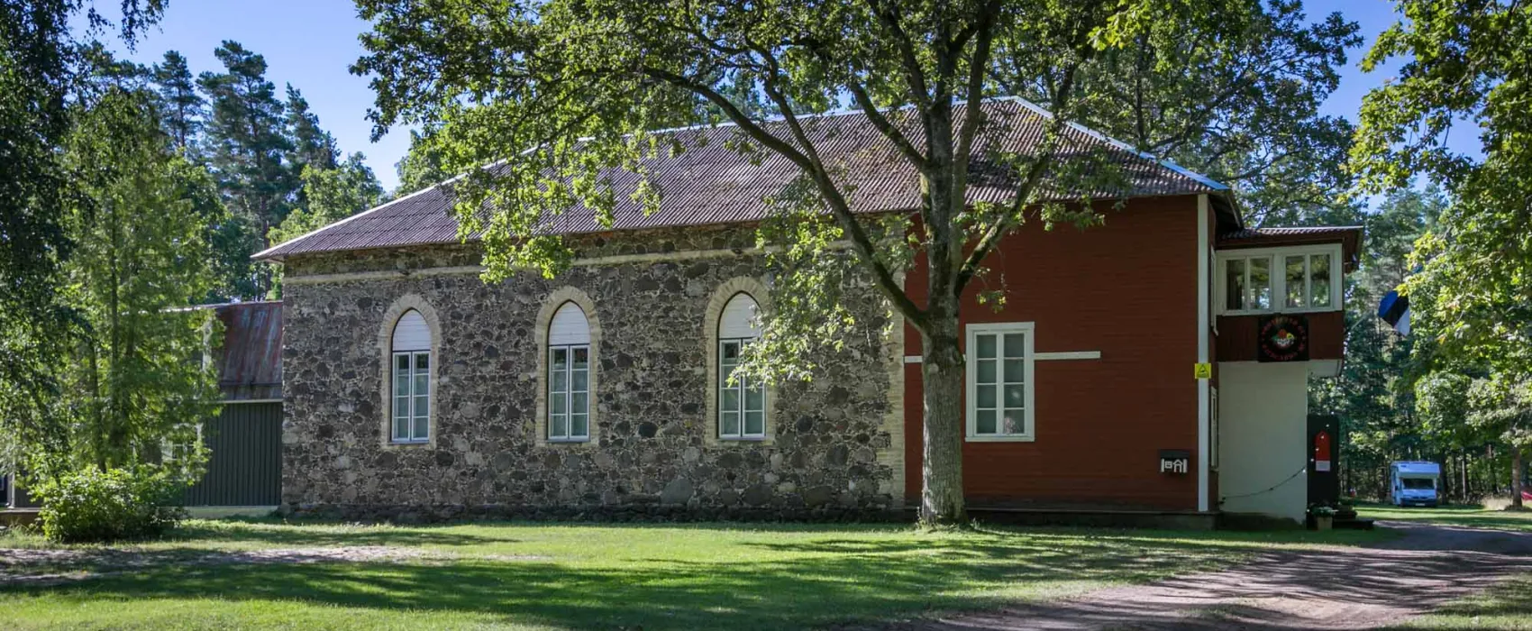 UKI HOLIDAY VILLAGE/ UULU KIRIK KULTUURI- JA PUHKEKÜLA