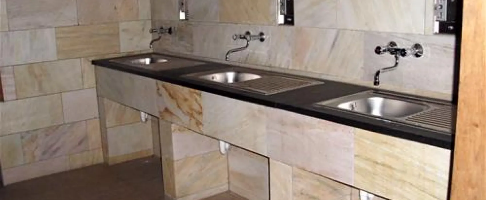 Wellness-Rheinpark-Camping