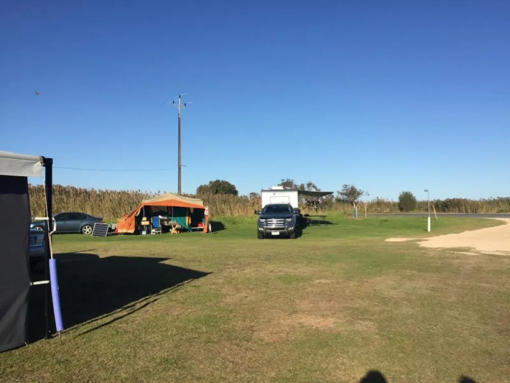 Narrung Ferry Campground