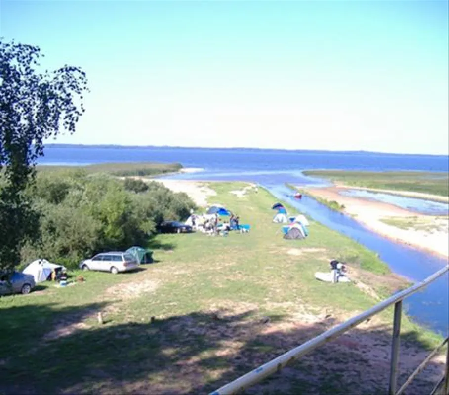 Kempings Ezerpriedes