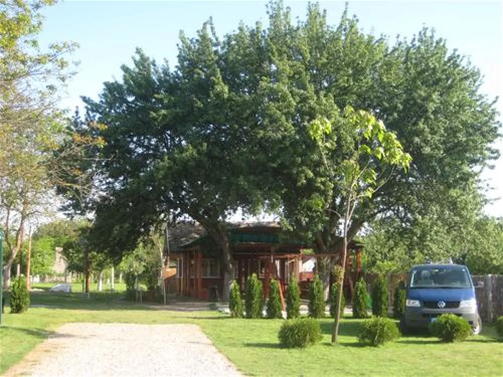 Camping Budzak