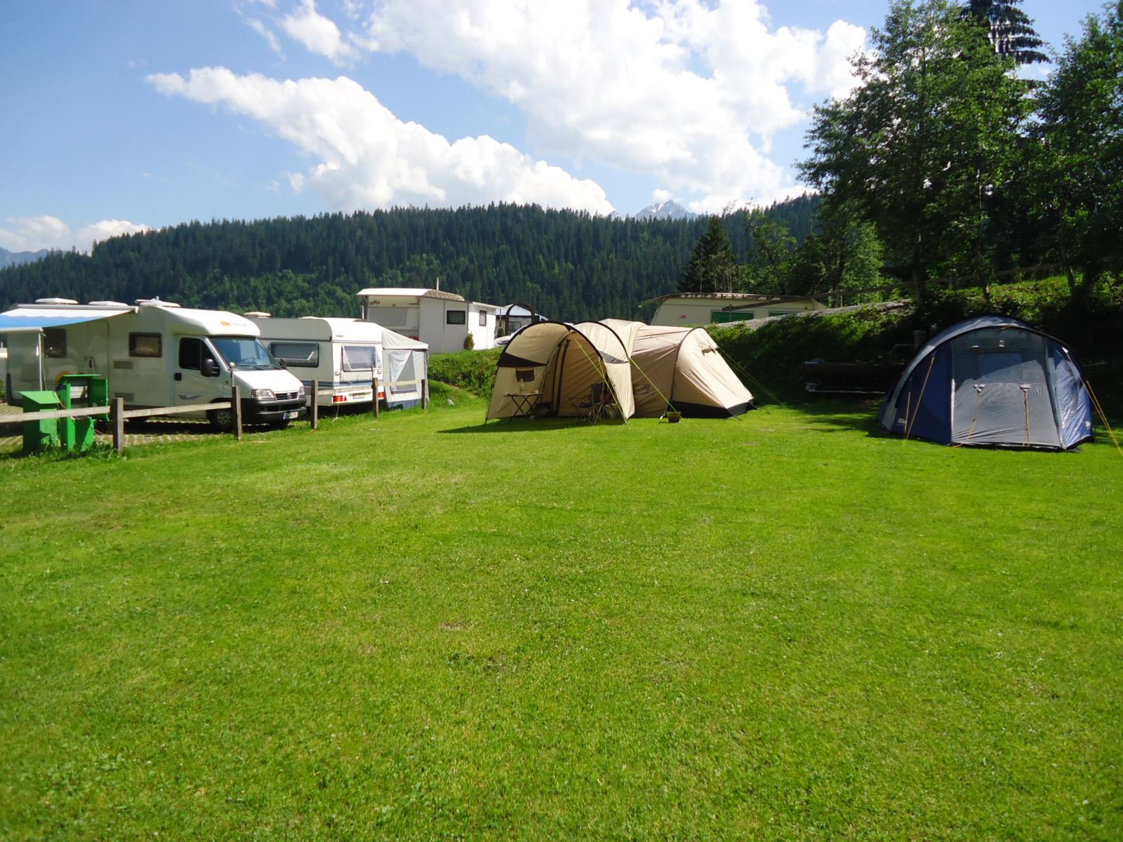 camp bedeutung Definition Meaning Farbe:Low Purple Matt Size 200 Italdesign Zerouno review: €1.5million