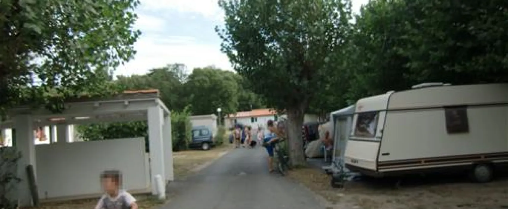 Camping Le Bois Henri Iv