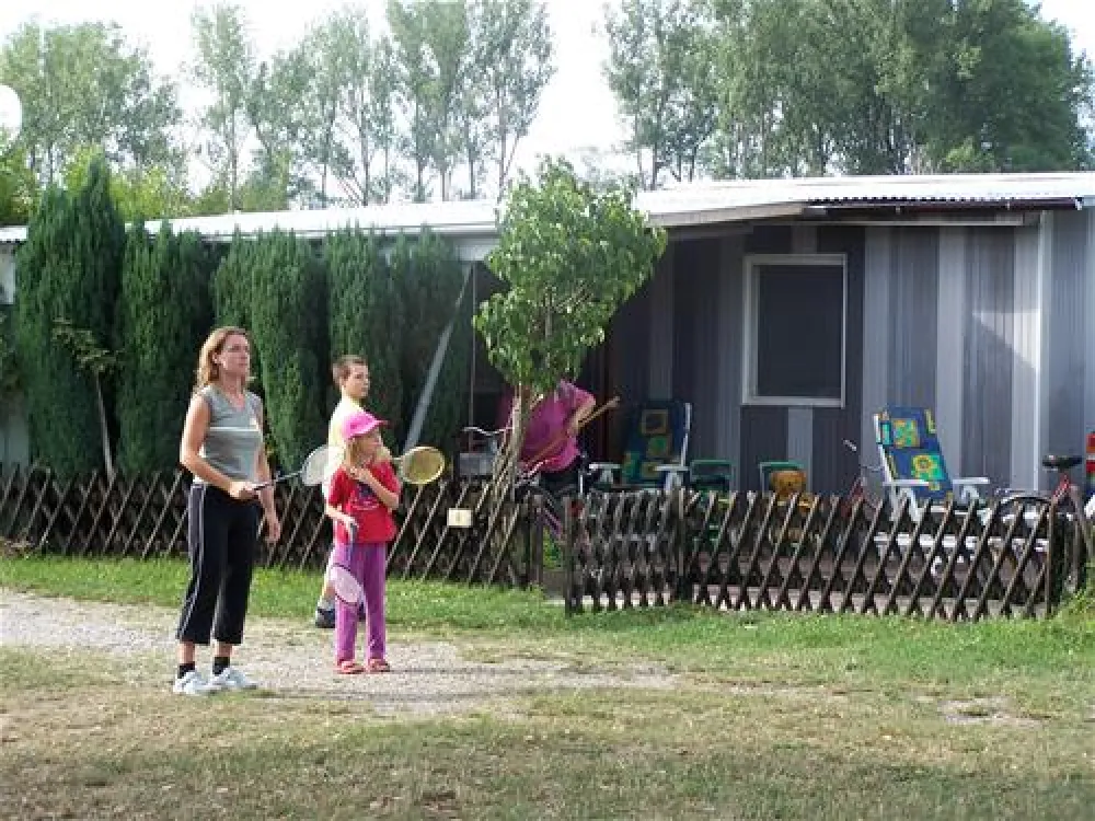 Camping Municipal Les Bords du Rhin (Salmengrund)