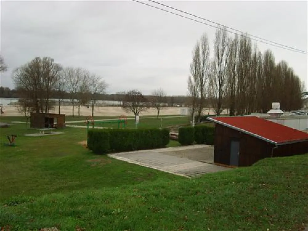 Camping Municipal Les Bords du Rhin (Salmengrund)