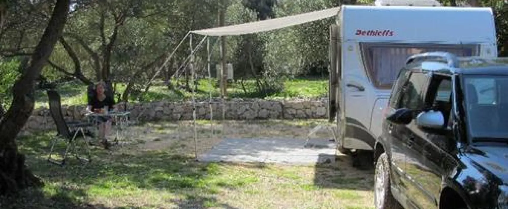 Camping Pod Maslinom