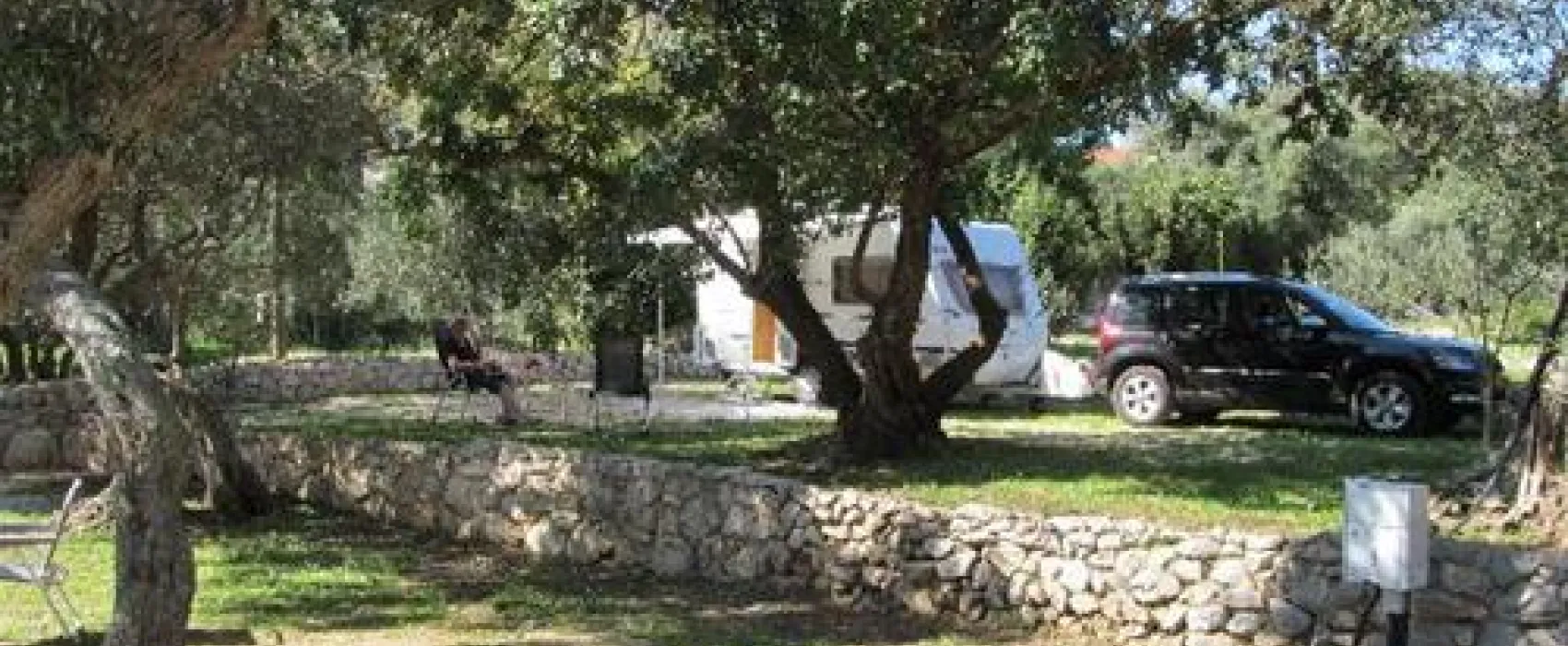 Camping Pod Maslinom