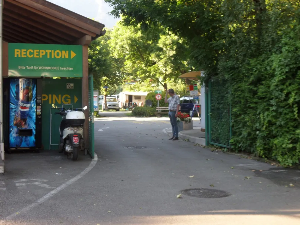 Schwimmbad-Camping Hall