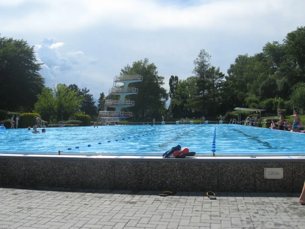 Schwimmbad-Camping Hall