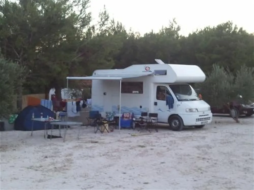 Autocamp Maslina