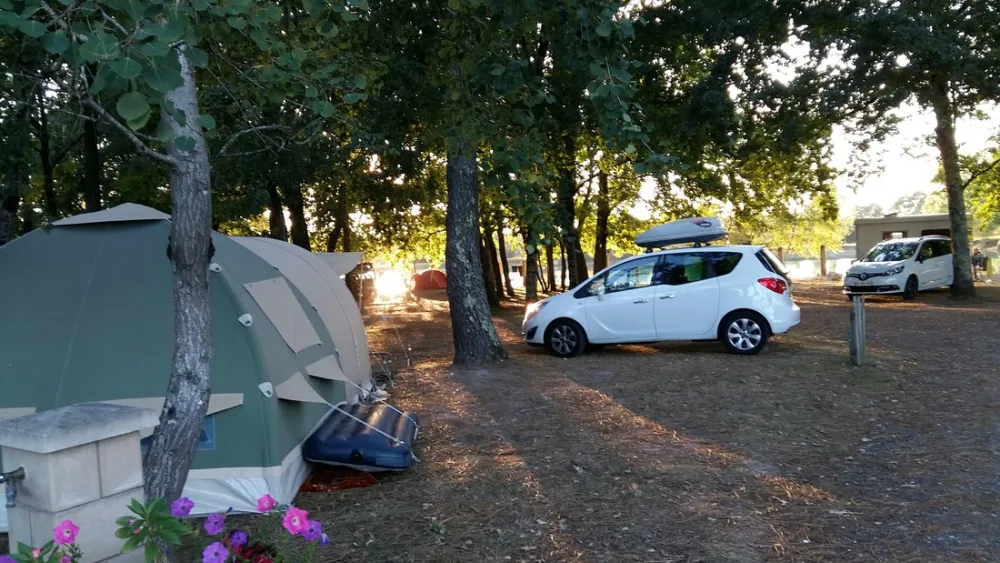 Camping Le Chêne du Lac