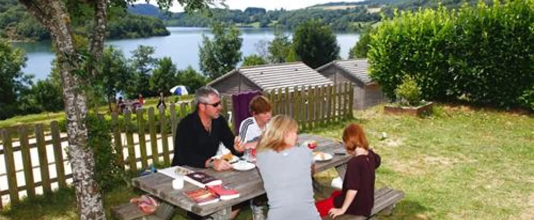 Les Rives du Lac du Laouzas