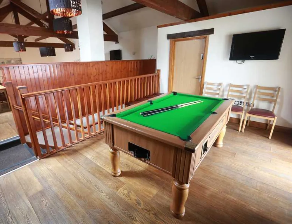 Lyons Manor House Park