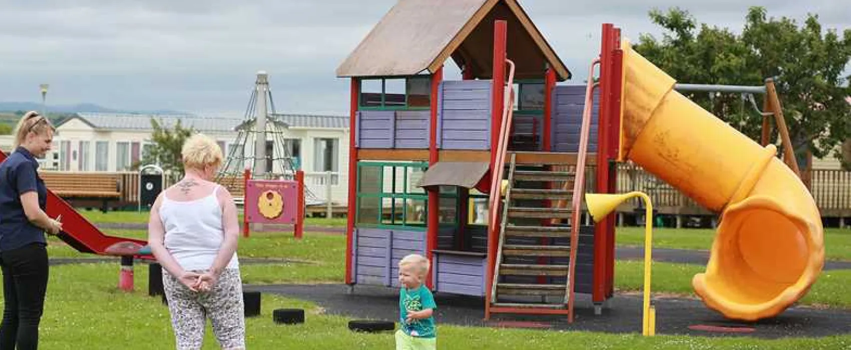 Lyons Manor House Park