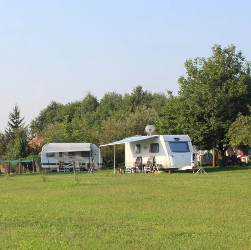 Camping Farkas