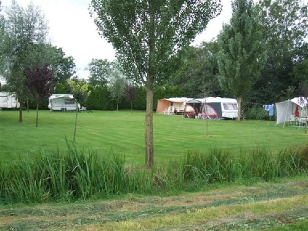 Camping De Veenweide