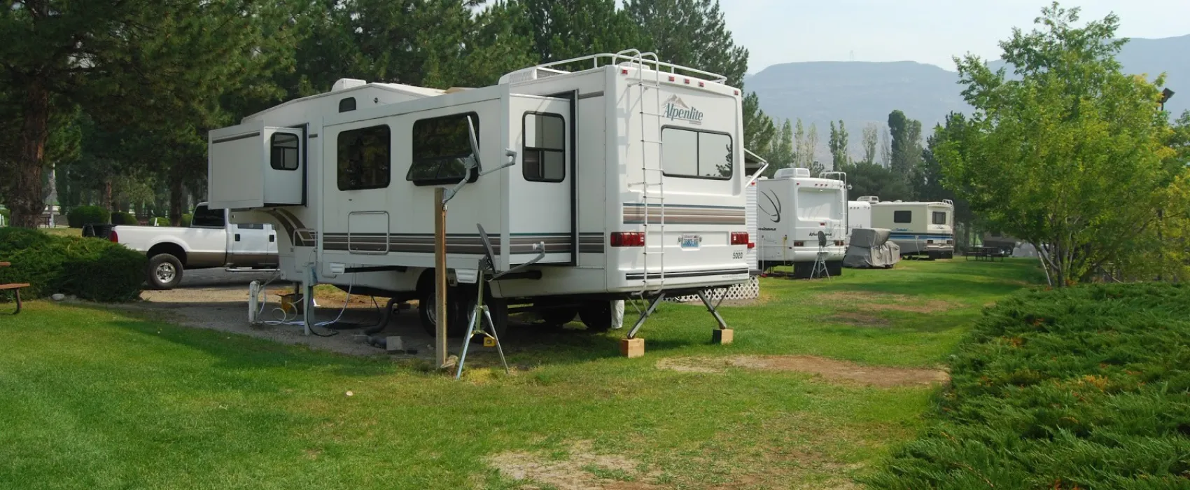 Crescent Bar RV Resort