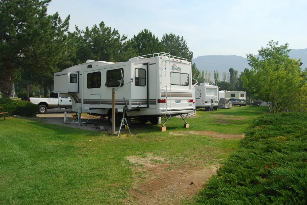 Crescent Bar RV Resort