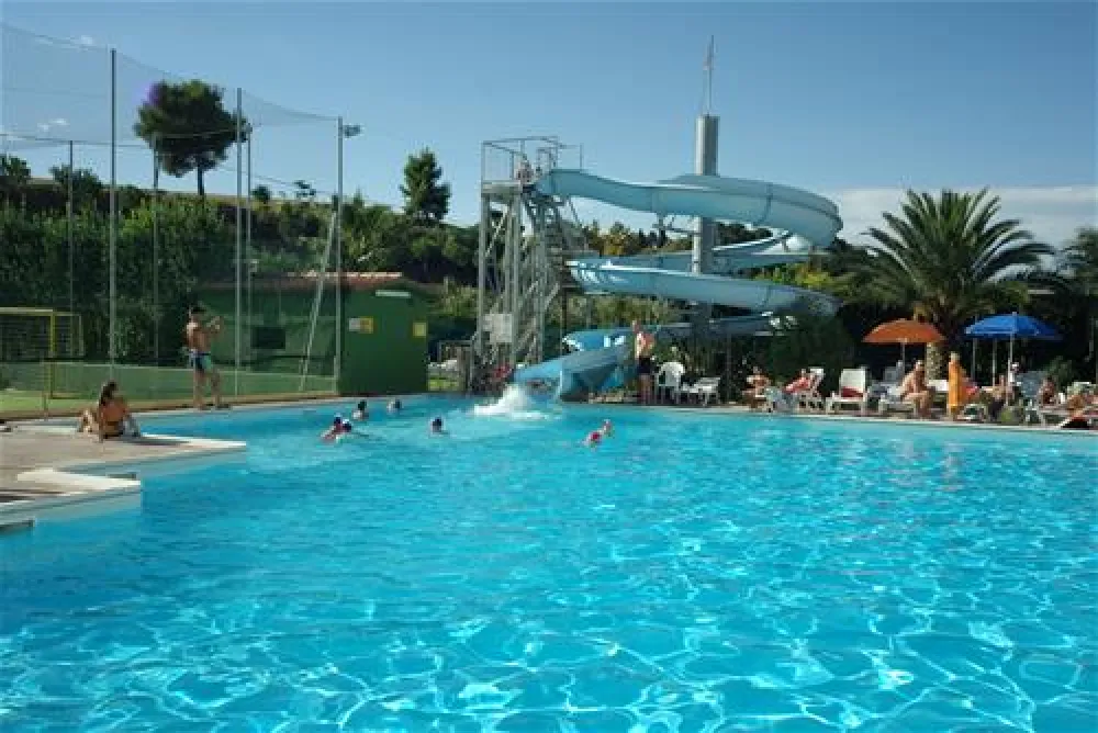 Camping Villaggio Calypso