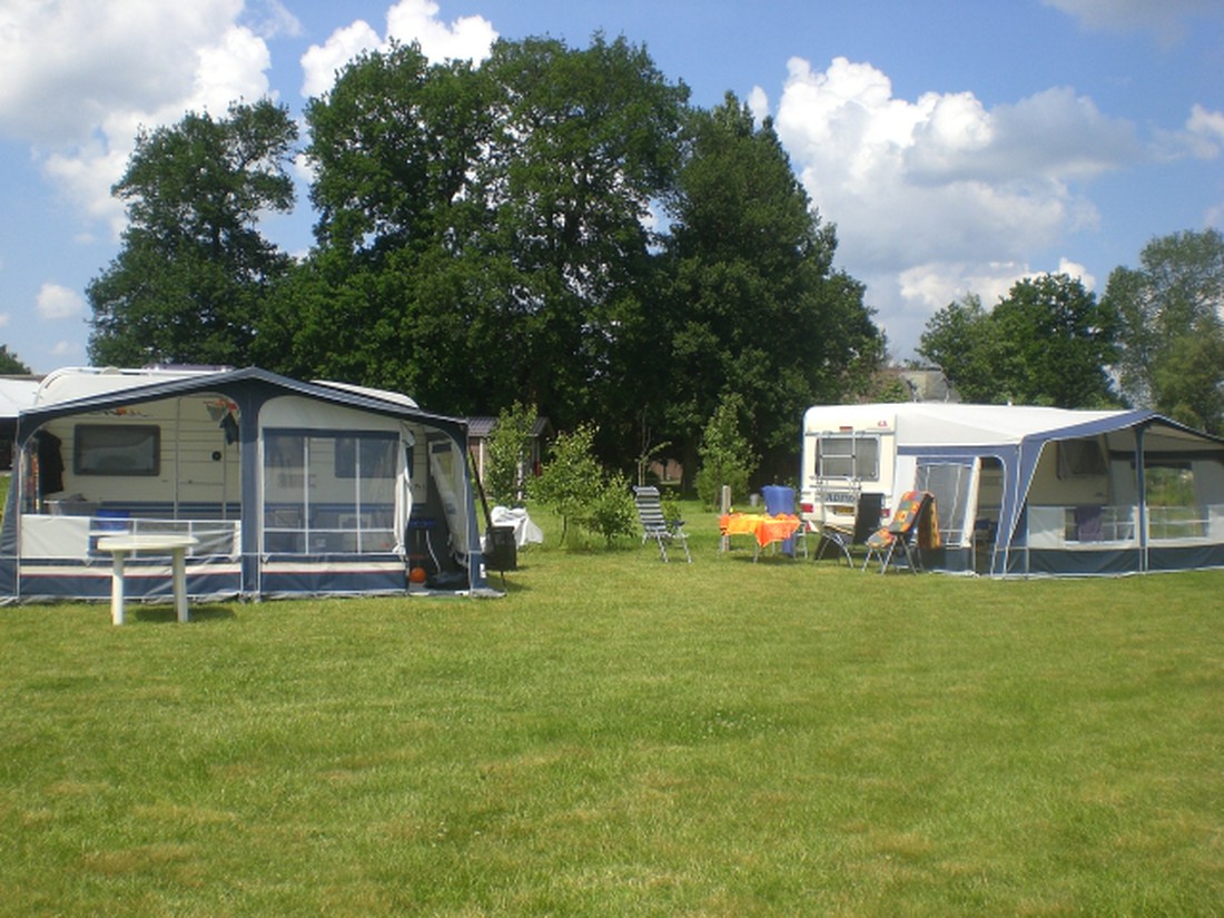 holzkohlegrill für camping Bestargot Tragbarer Camping-Holzkohlegrill main image 1