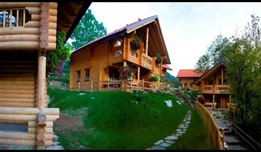 Camping Chalets Koren