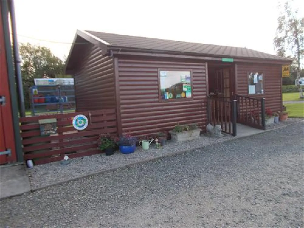 Linwater Caravan Park