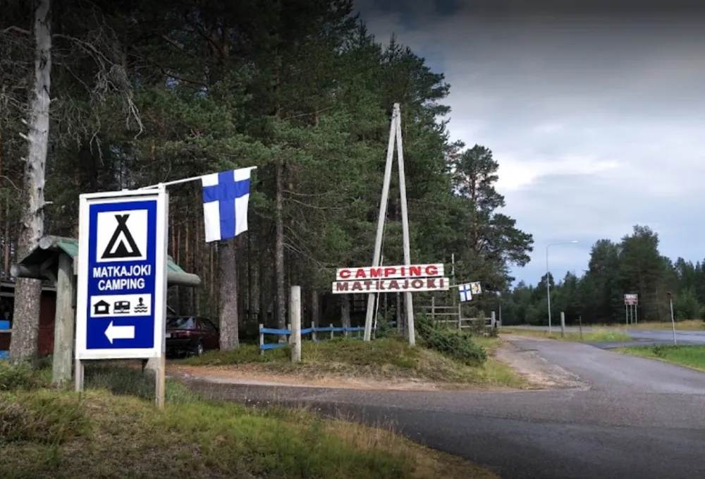 Rantatropiikki Camping