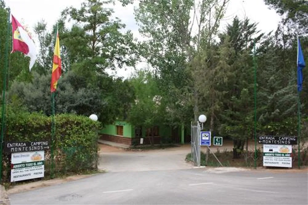 Camping Montesinos