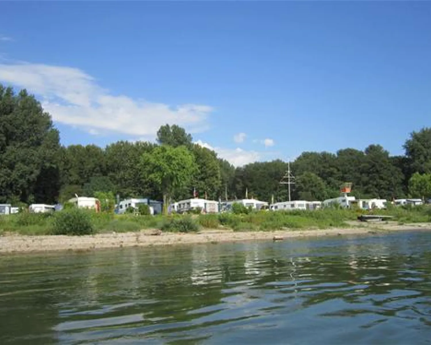sonnensegel für strand Crown Shades Pop-Up-Strandzelt, Sonnenschutz, LSF 50+, mit Sandschaufel, G  – Crown Shades