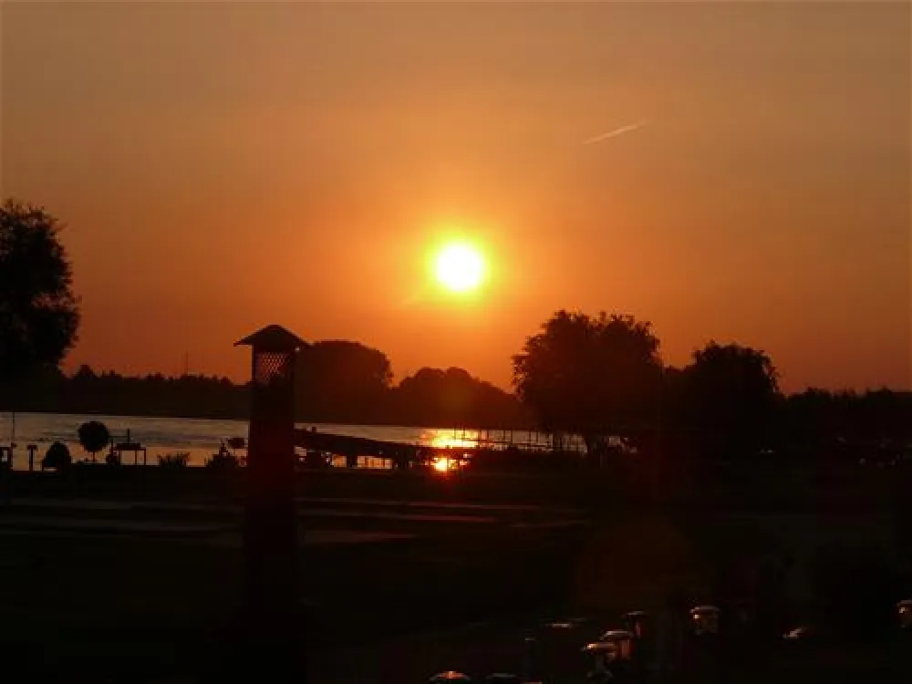 Campingplatz-Rheinblick