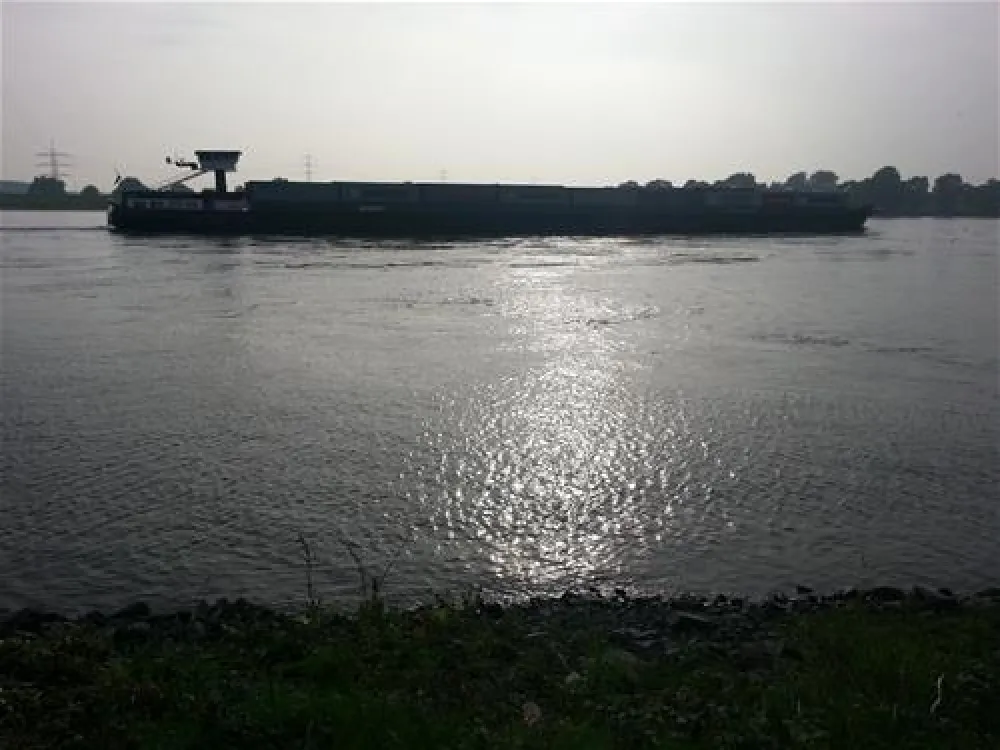 Campingplatz-Rheinblick