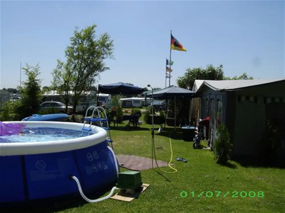 Campingplatz-Rheinblick