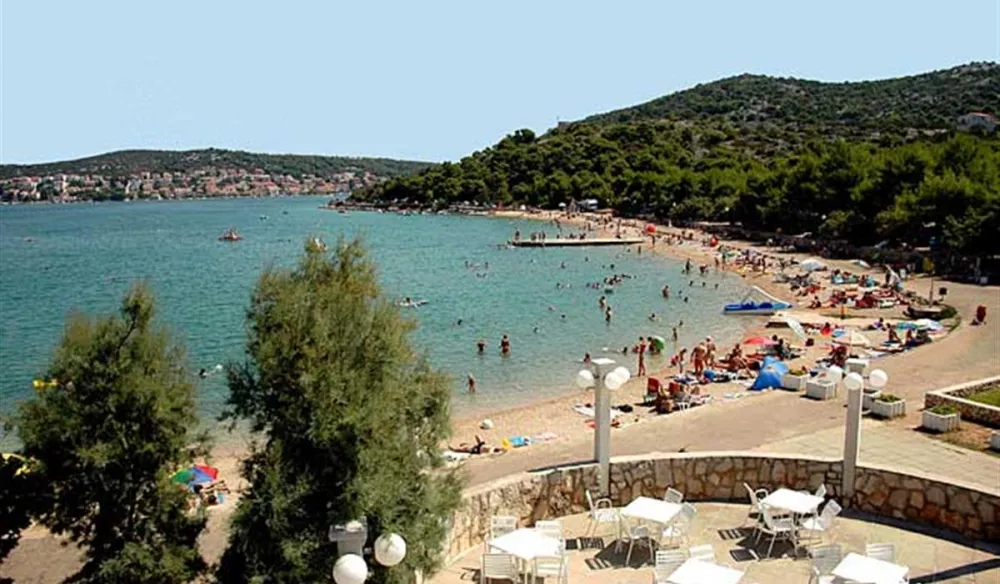 Camping Jezera - Lovisca