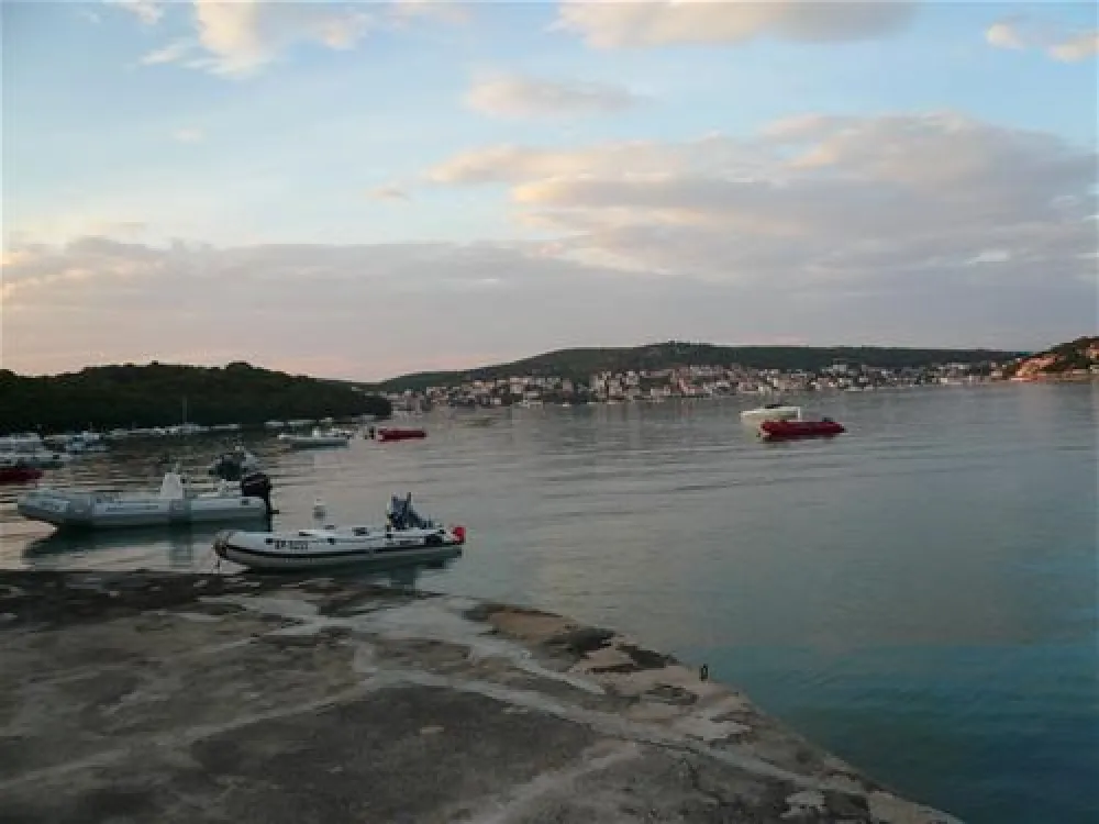 Camping Jezera - Lovisca