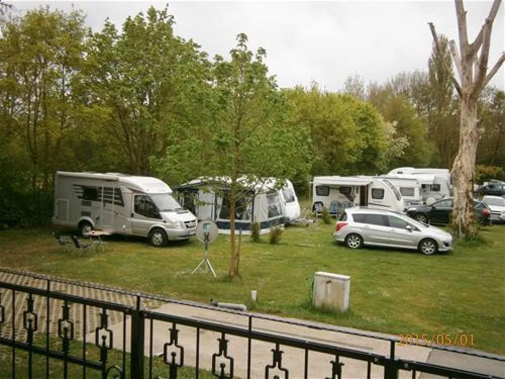 Camping Schiefer Turm