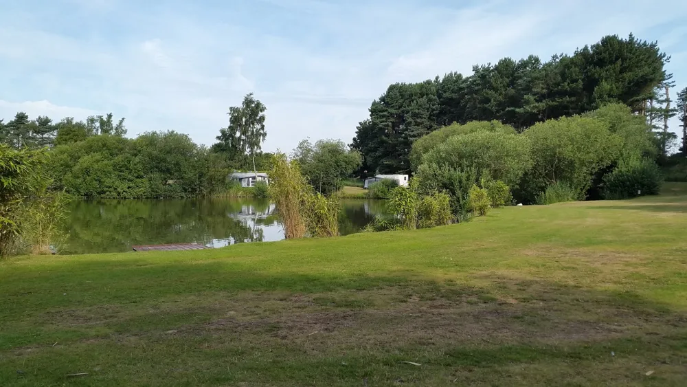 Lakeside Holiday Park