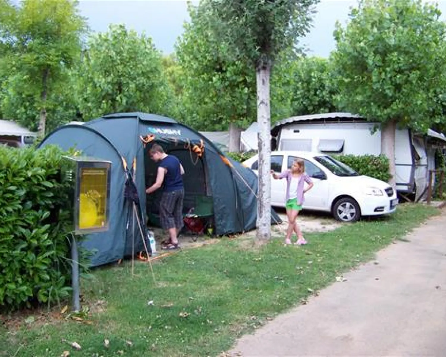 edelstahl kochgeschirr camping Bestargot 4-teiliges Edelstahl Camping Kochgeschirr  Faltbares Outdoor  Topf- & Pfannenset (600ml & 900ml) fr Camping, Trekking & Wandern   BestargotCamp DE