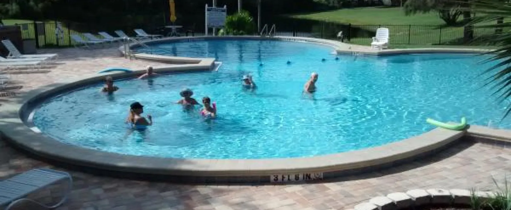 Holiday Travel Resort