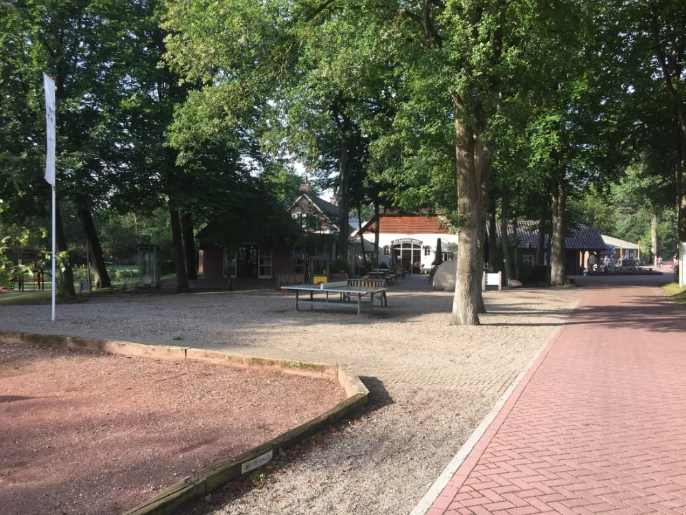 Camping De Lemeler Esch