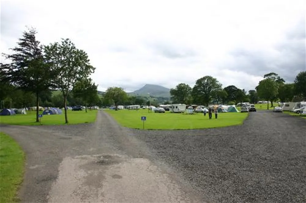 Glanllyn Lakeside Caravan & Camping Park