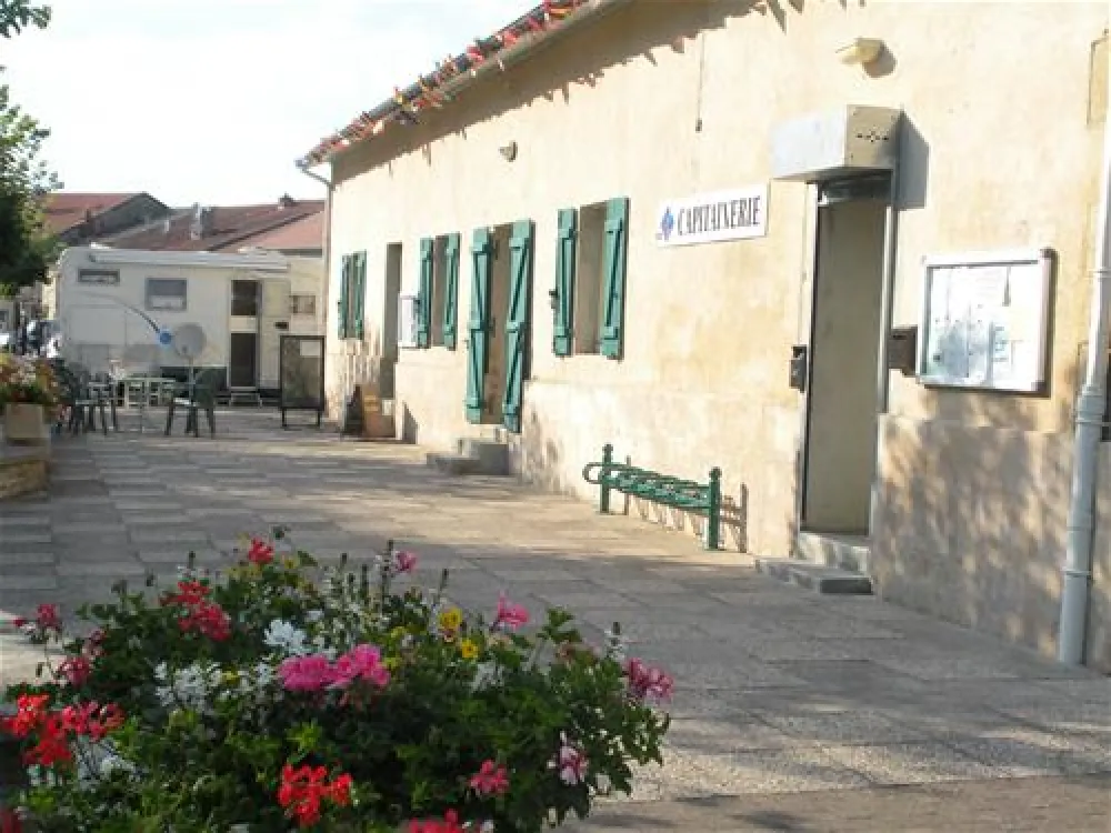 Aire de services camping-cars (municipale)