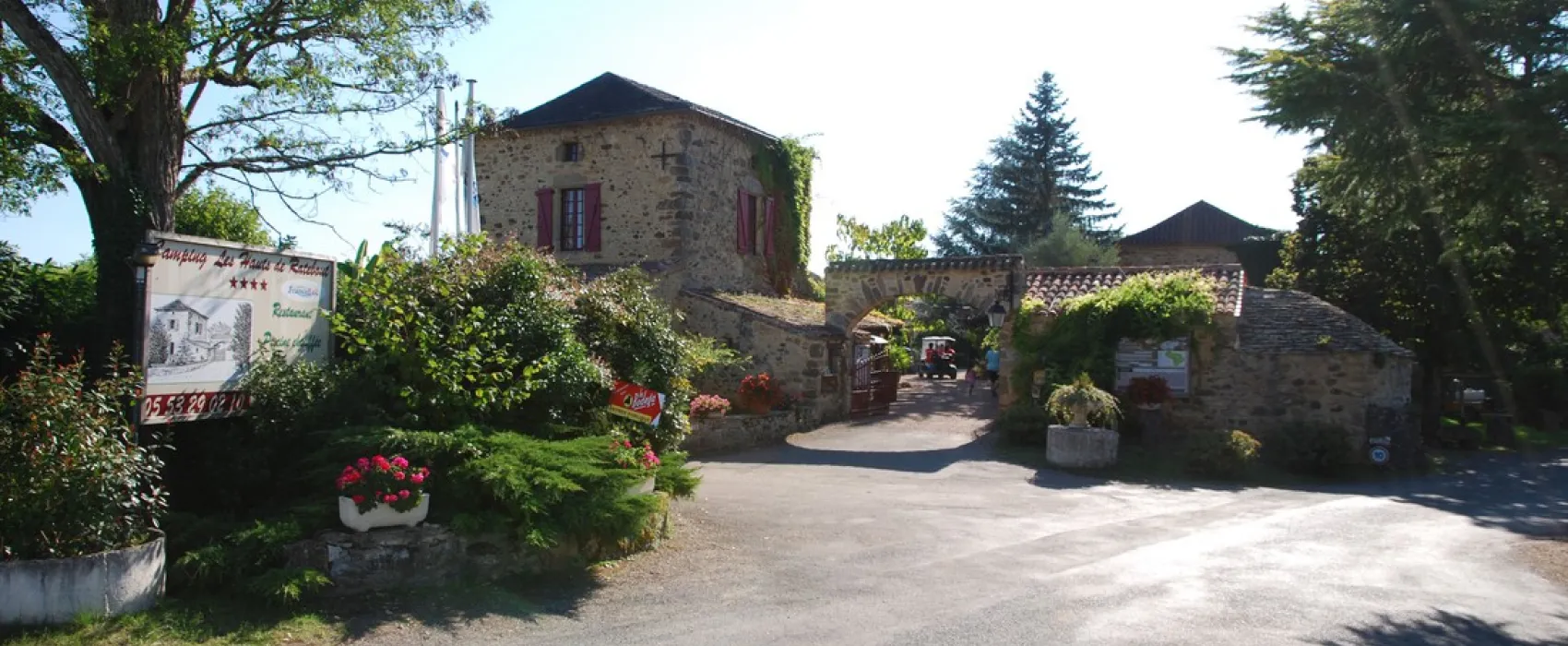 Camping Les Hauts De Ratebout  