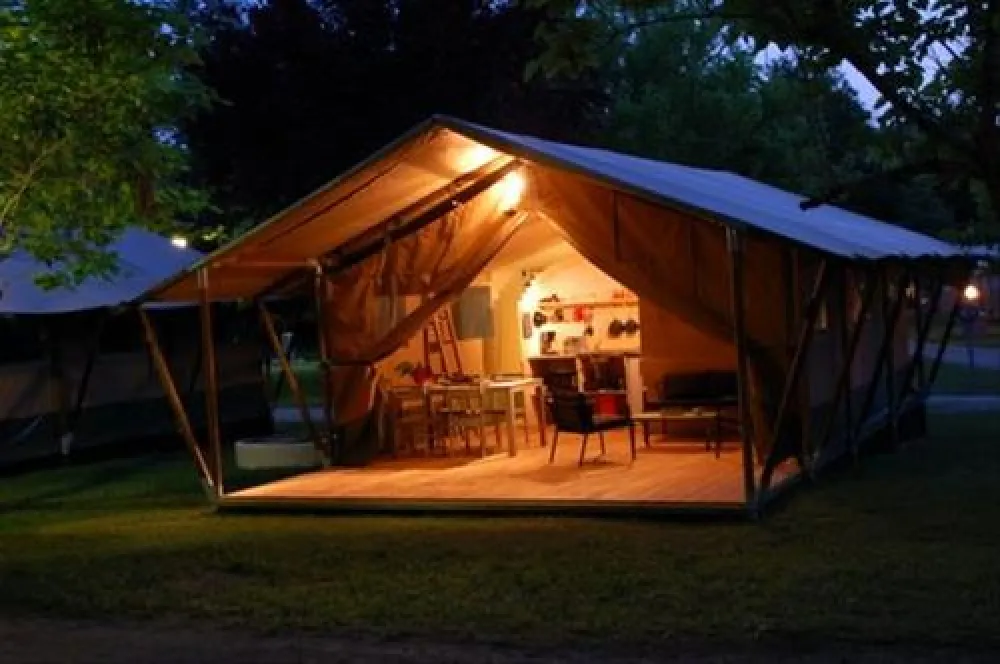 Camping Le Soleil des Bastides  