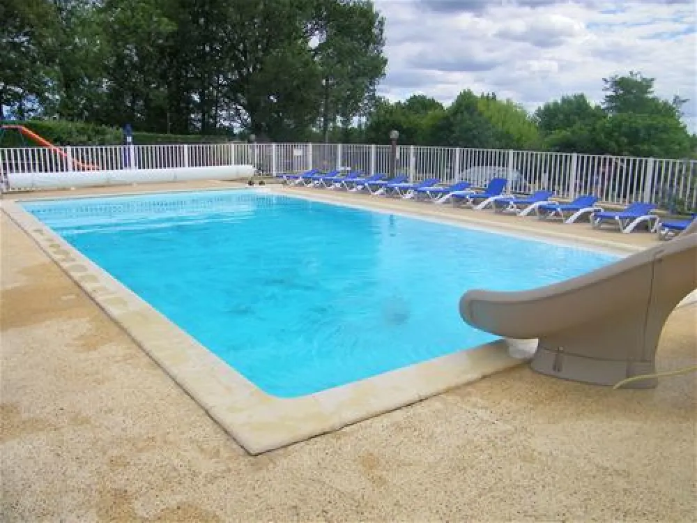 Camping La Ferme Des Poutiroux  